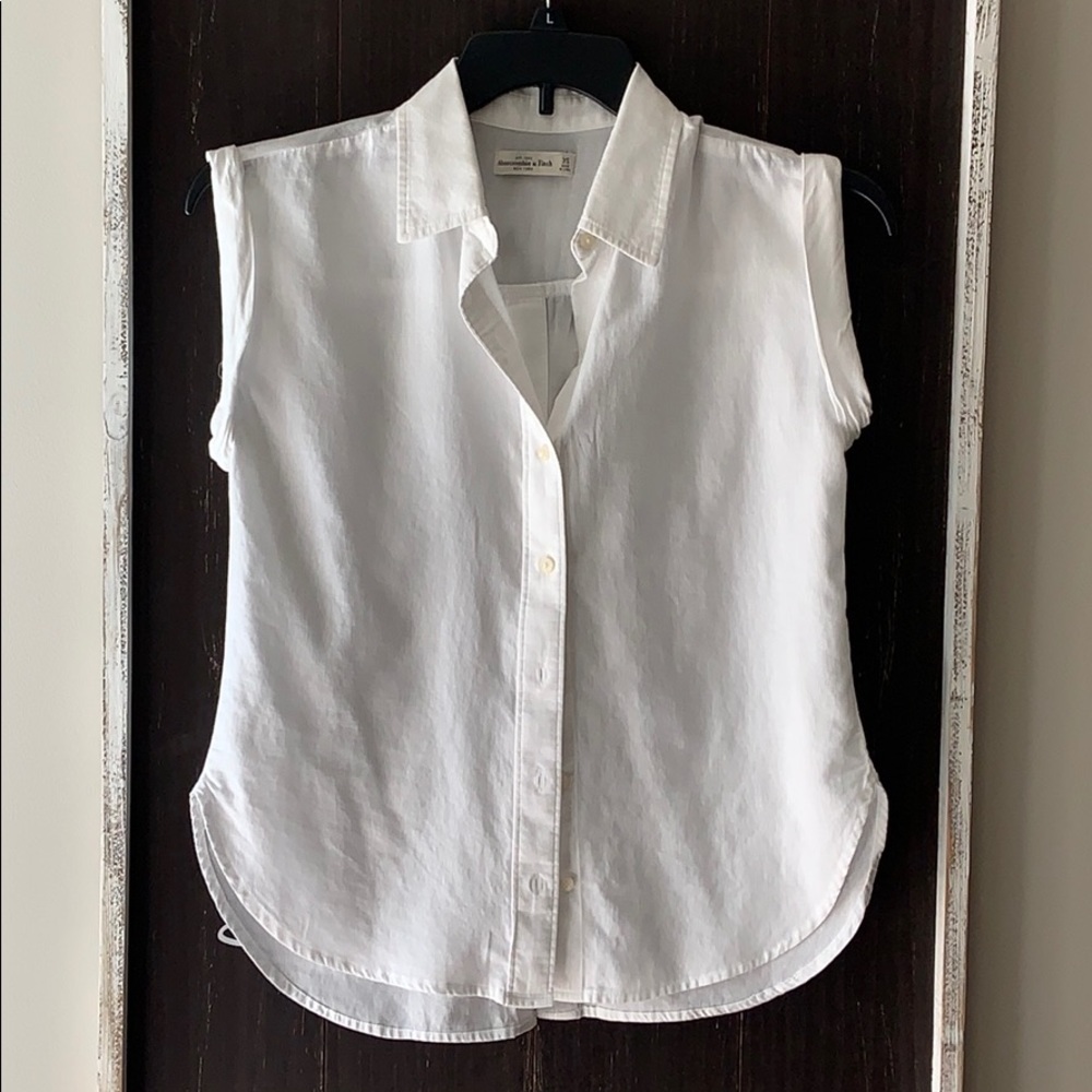 Abercrombie sleeveless blouse